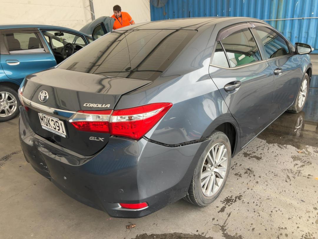 Photo '6' of Toyota Corolla GLX