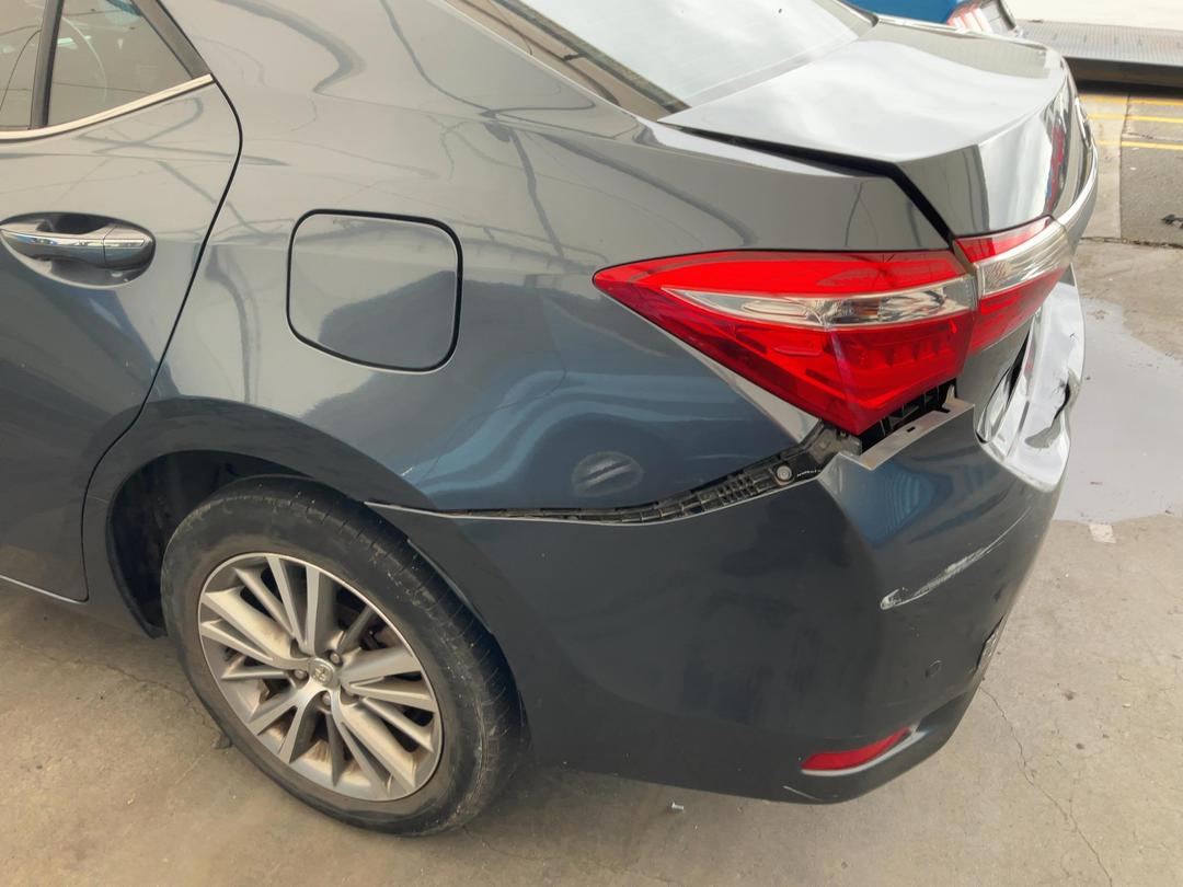 Photo '24' of Toyota Corolla GLX