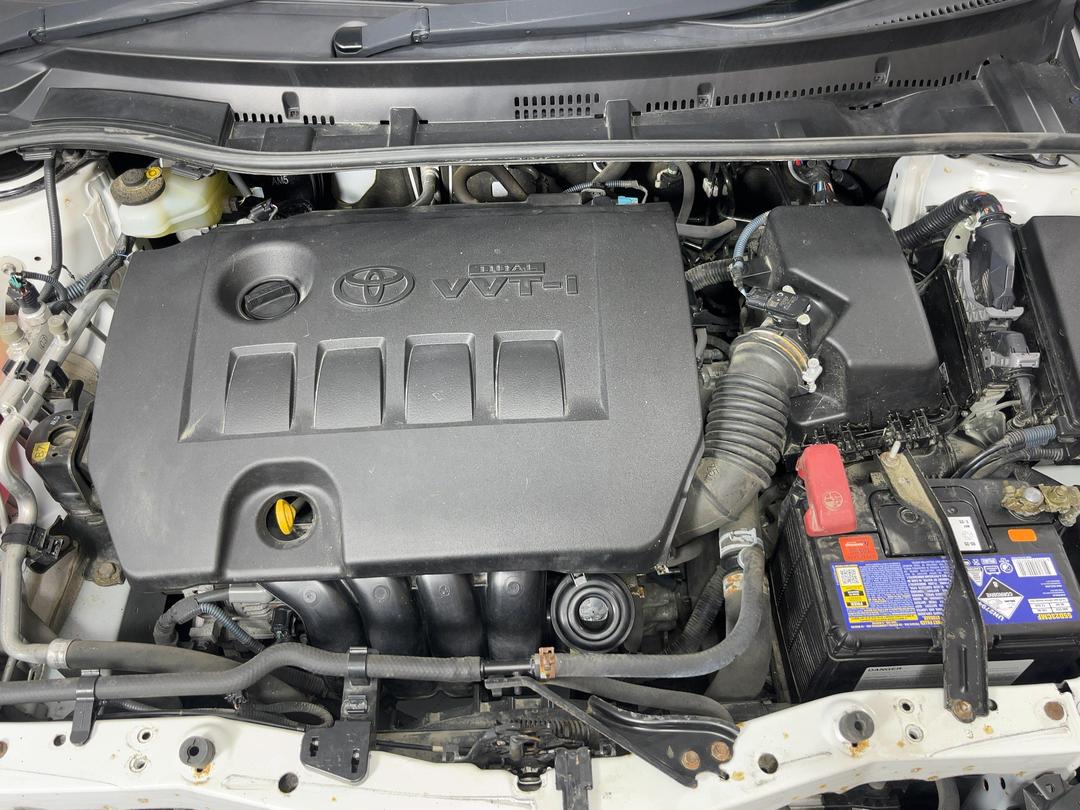 Photo '13' of Toyota Corolla