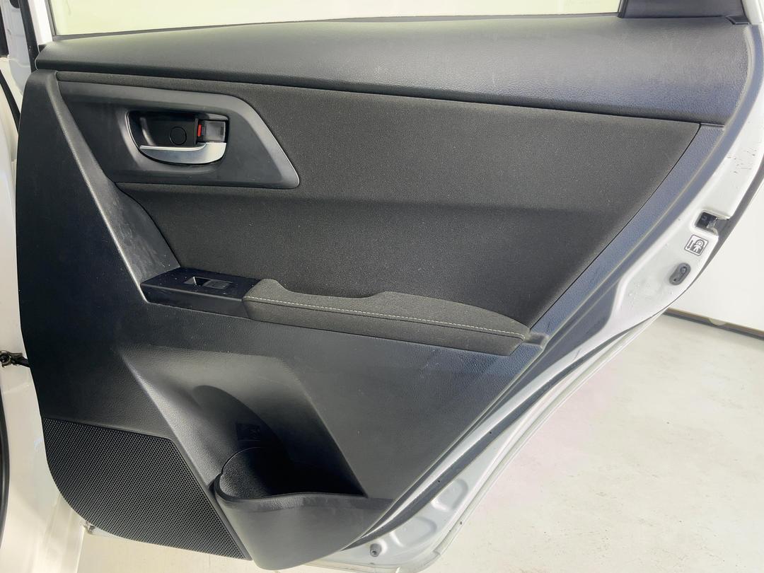 Photo '19' of Toyota Corolla