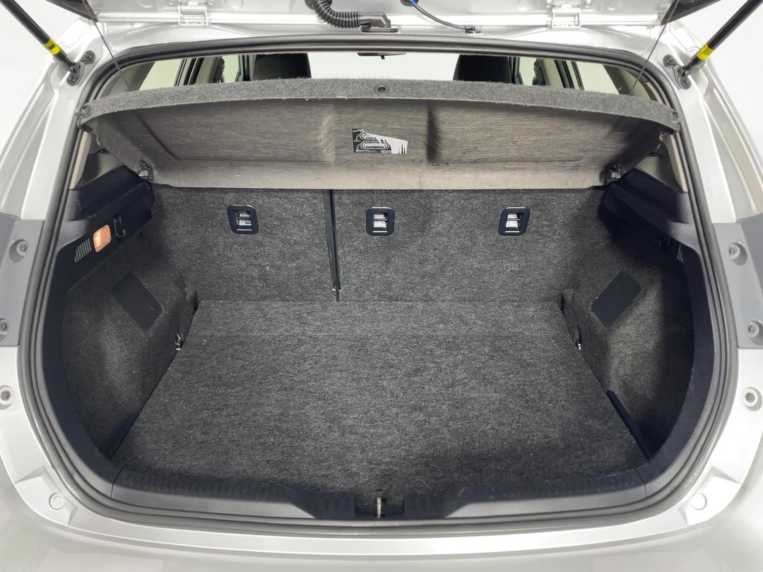 Photo '14' of Toyota Corolla