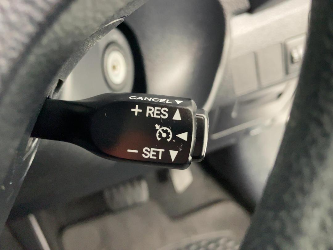 Photo '23' of Toyota Corolla