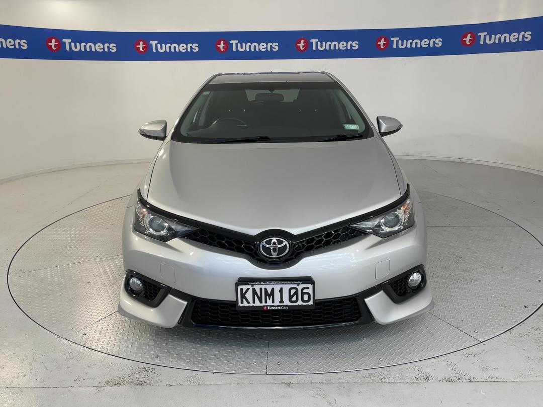 Photo '2' of Toyota Corolla