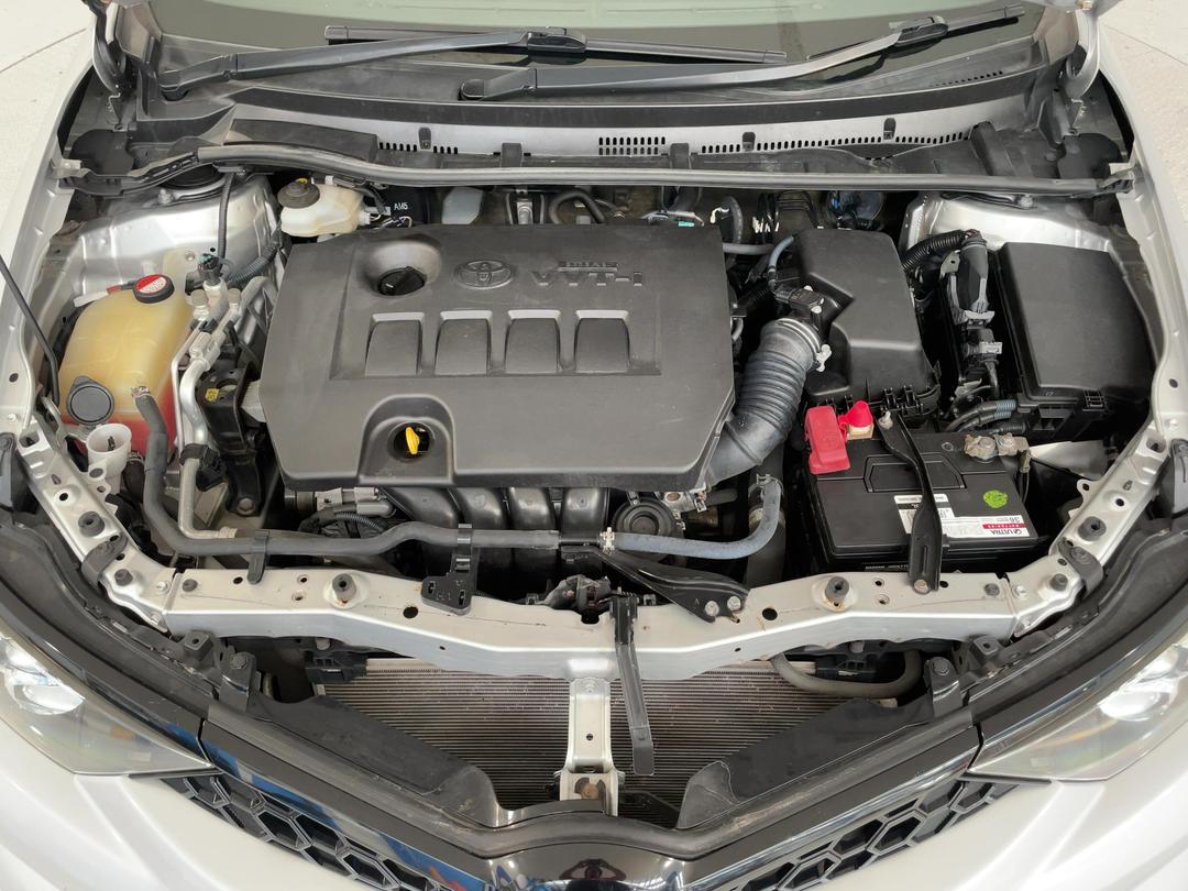 Photo '13' of Toyota Corolla