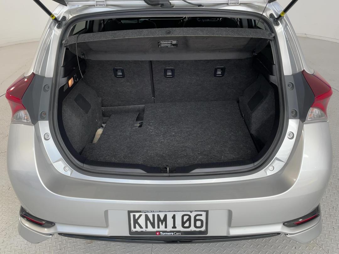Photo '14' of Toyota Corolla