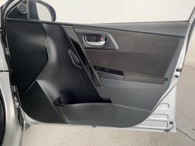 Photo '15' of Toyota Corolla
