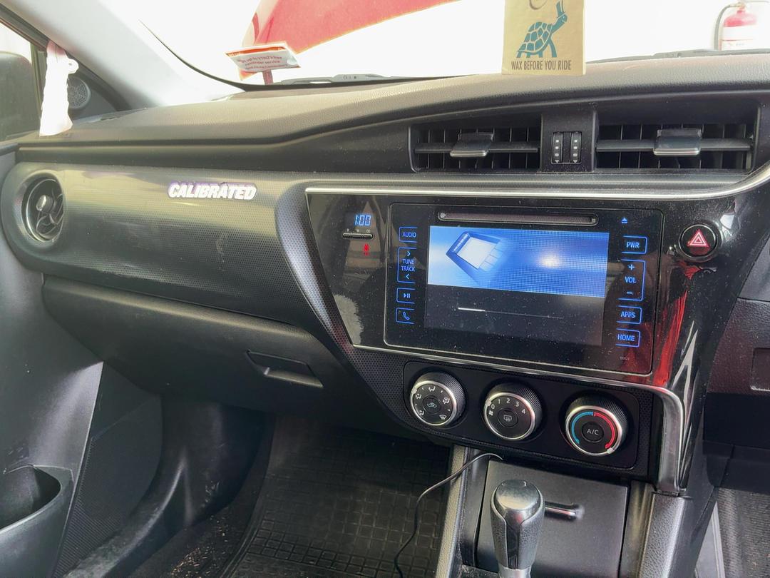 Photo '18' of Toyota Corolla GLX Photo '18' of Toyota Corolla GLX