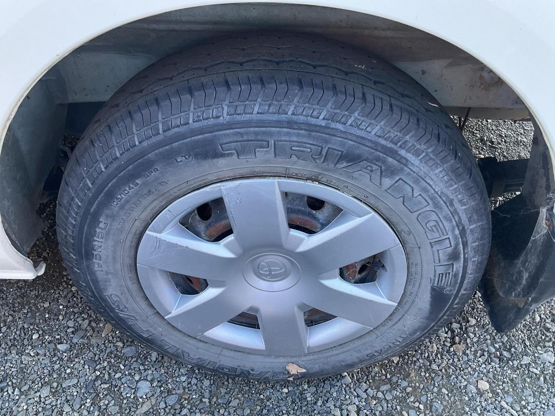 Photo '7' of Toyota Hiace