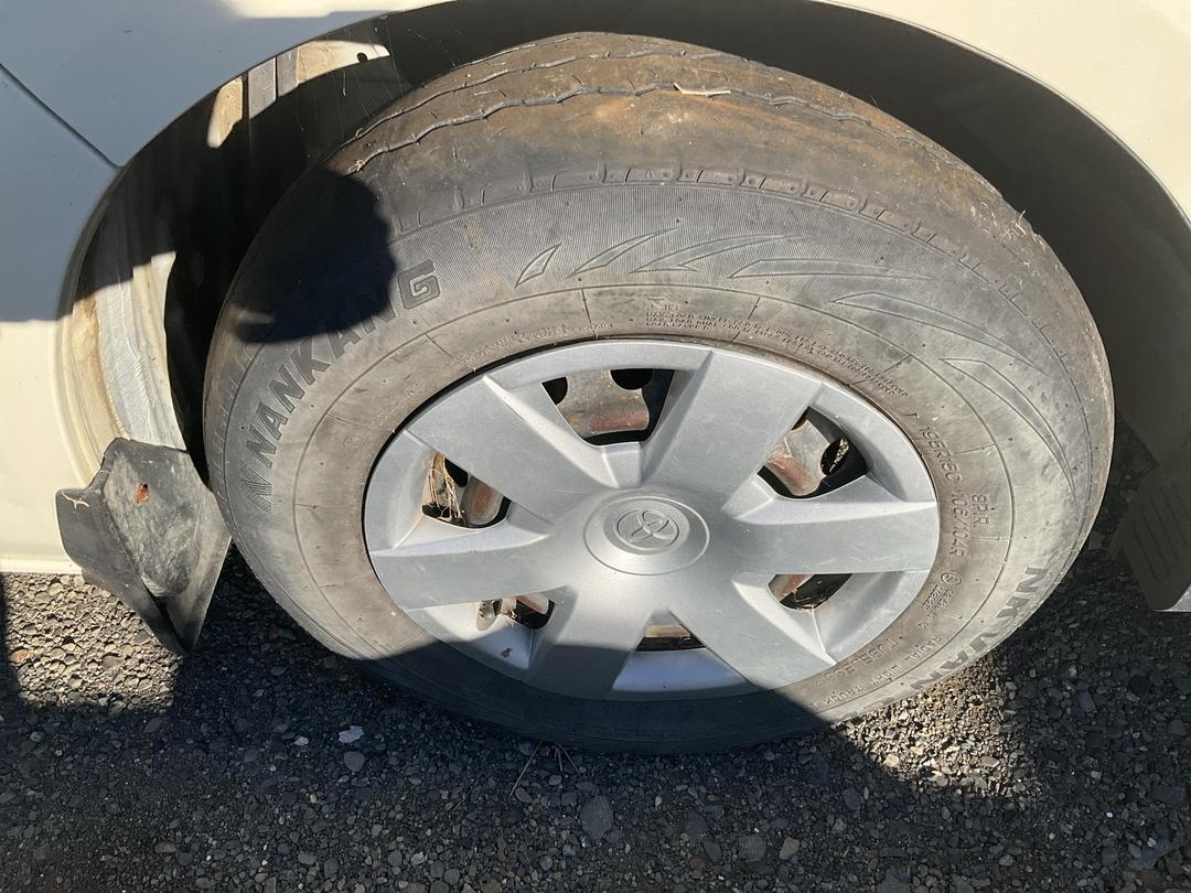 Photo '14' of Toyota Hiace