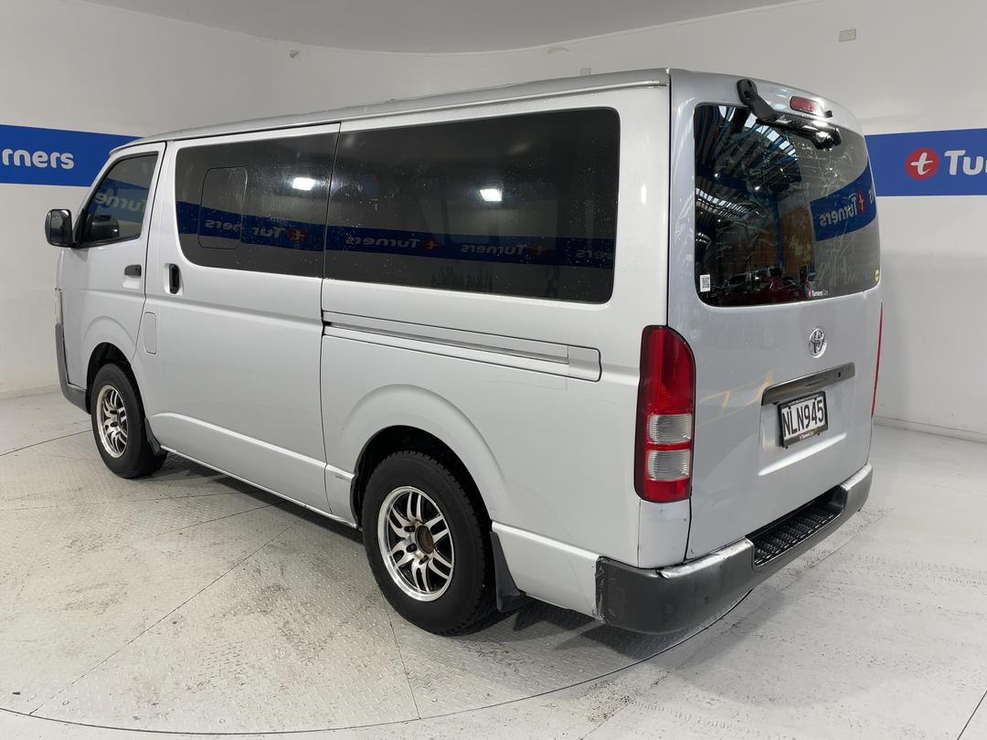 Photo '5' of Toyota Hiace