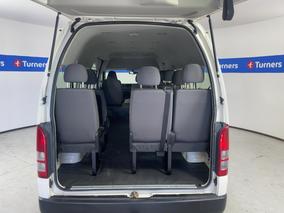 Photo '14' of Toyota Hiace