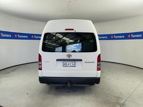 Photo '6' of Toyota Hiace