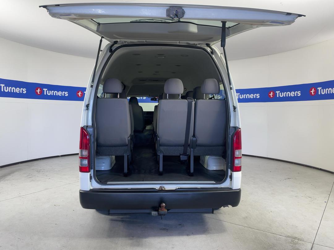 Photo '14' of Toyota Hiace