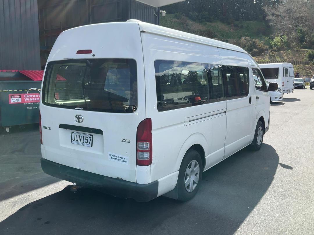 Photo '4' of Toyota Hiace ZX TD Photo '4' of Toyota Hiace ZX TD