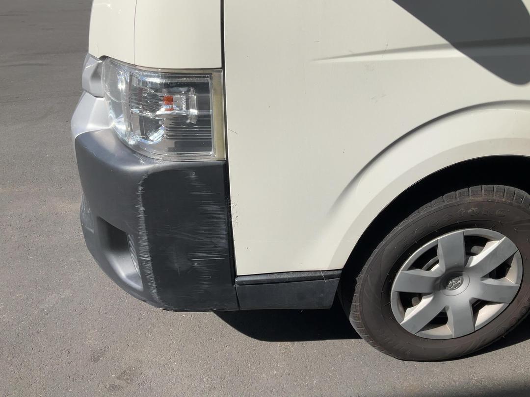Photo '15' of Toyota Hiace ZX TD Photo '15' of Toyota Hiace ZX TD