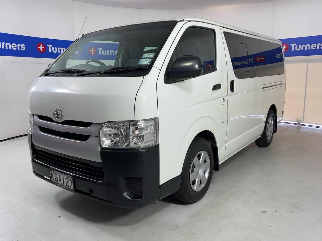 Photo '4' of Toyota Hiace