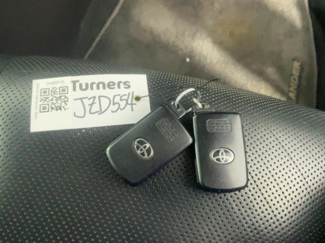 Photo '22' of Toyota Highlander