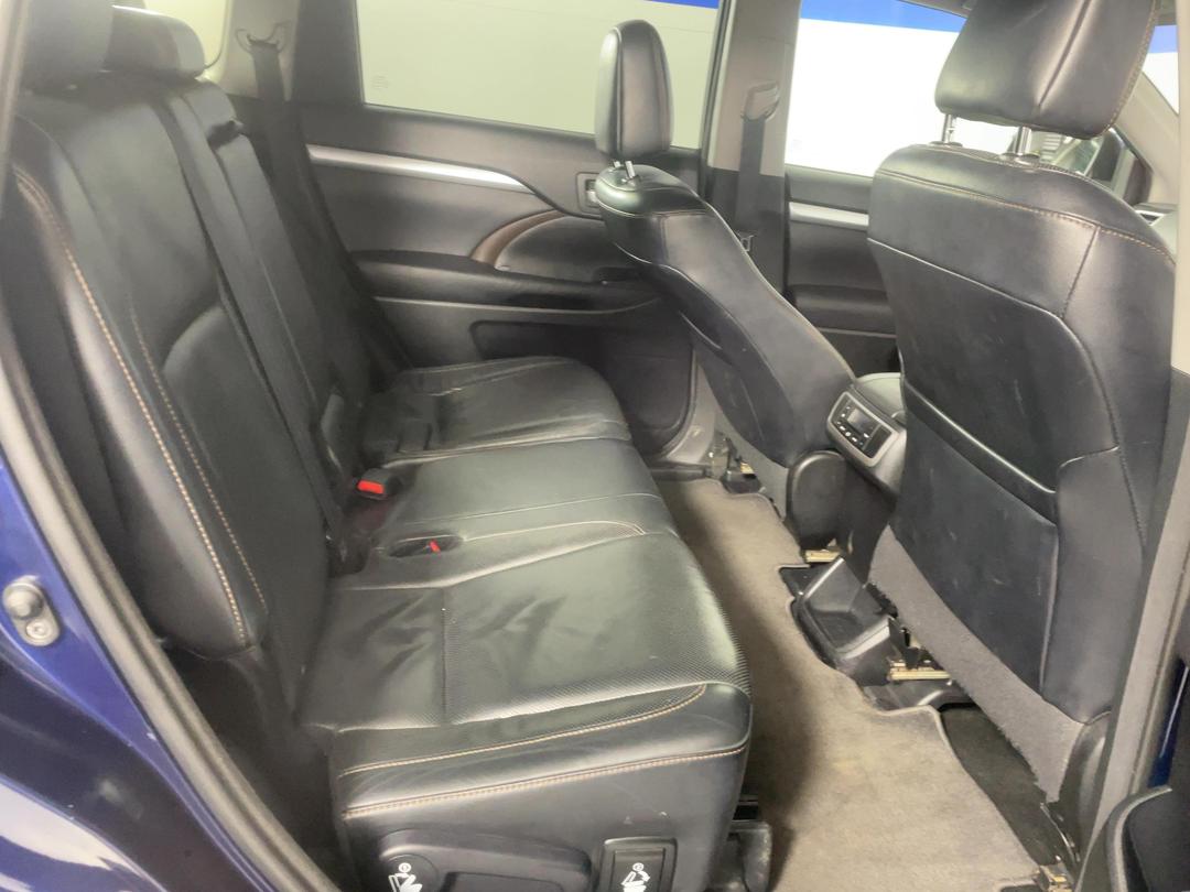 Photo '20' of Toyota Highlander