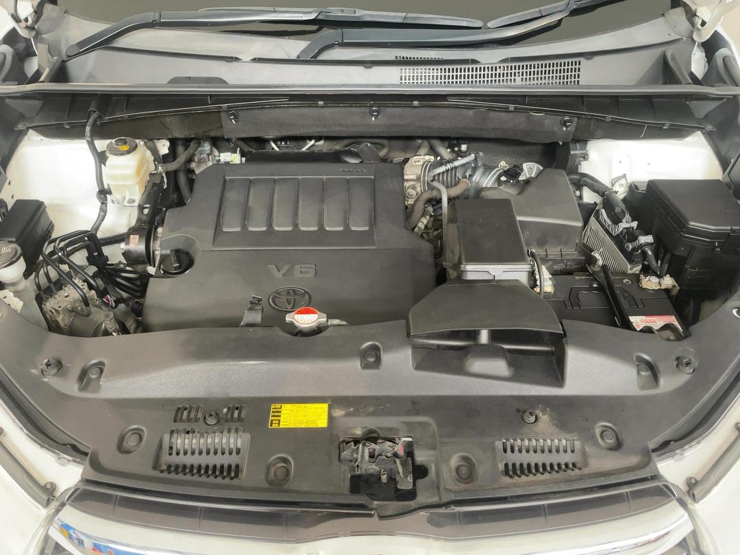 Photo '13' of Toyota Highlander