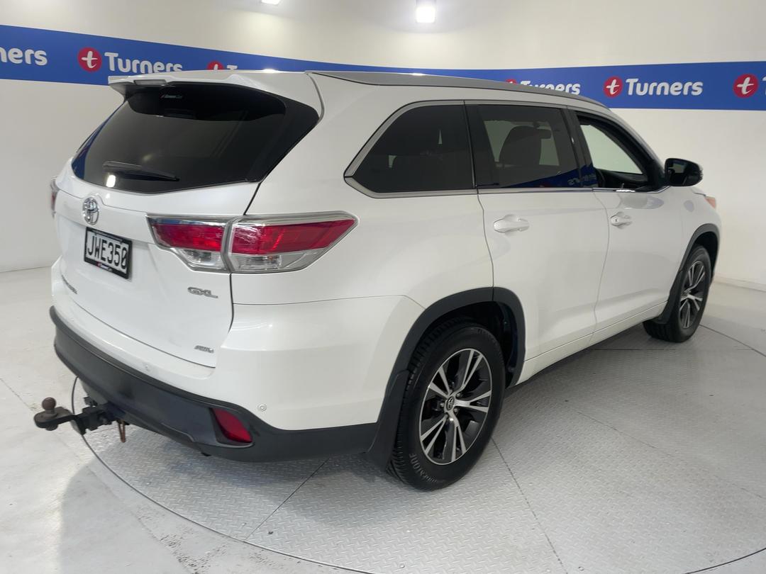 Photo '7' of Toyota Highlander