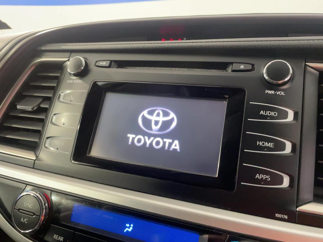 Photo '29' of Toyota Highlander