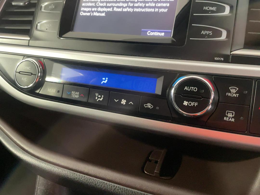 Photo '31' of Toyota Highlander