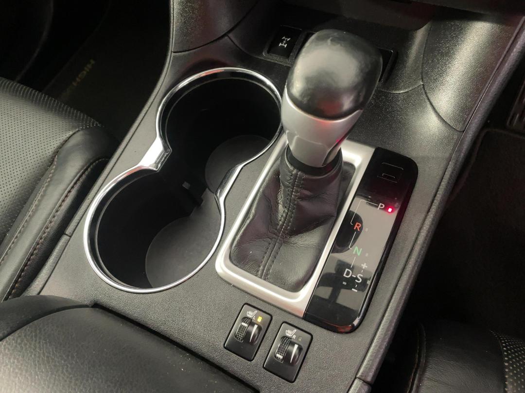 Photo '32' of Toyota Highlander