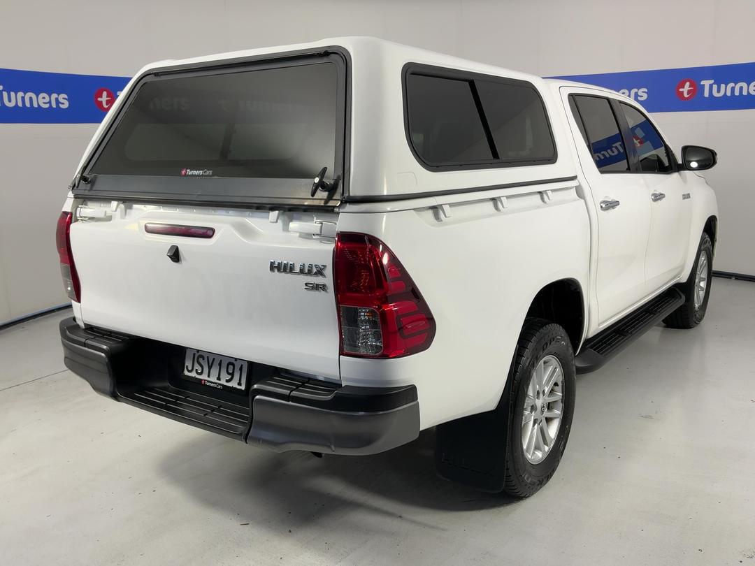 Photo '7' of Toyota Hilux