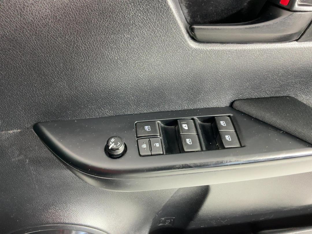 Photo '25' of Toyota Hilux