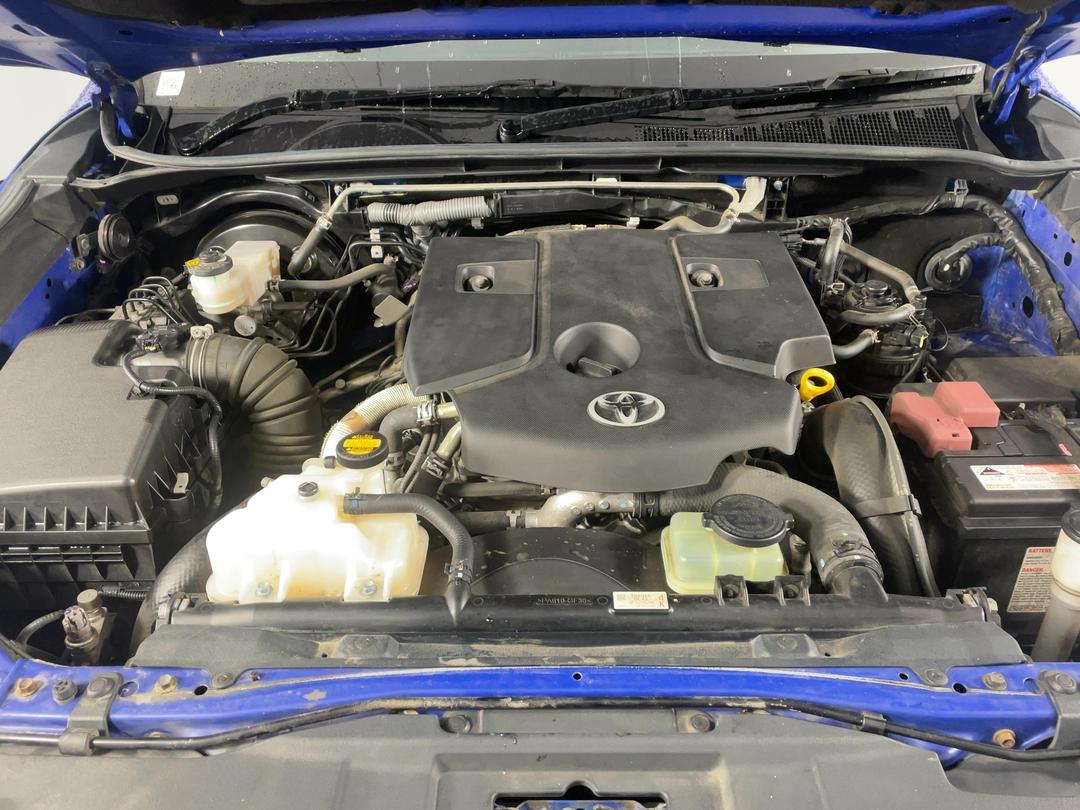 Photo '13' of Toyota Hilux