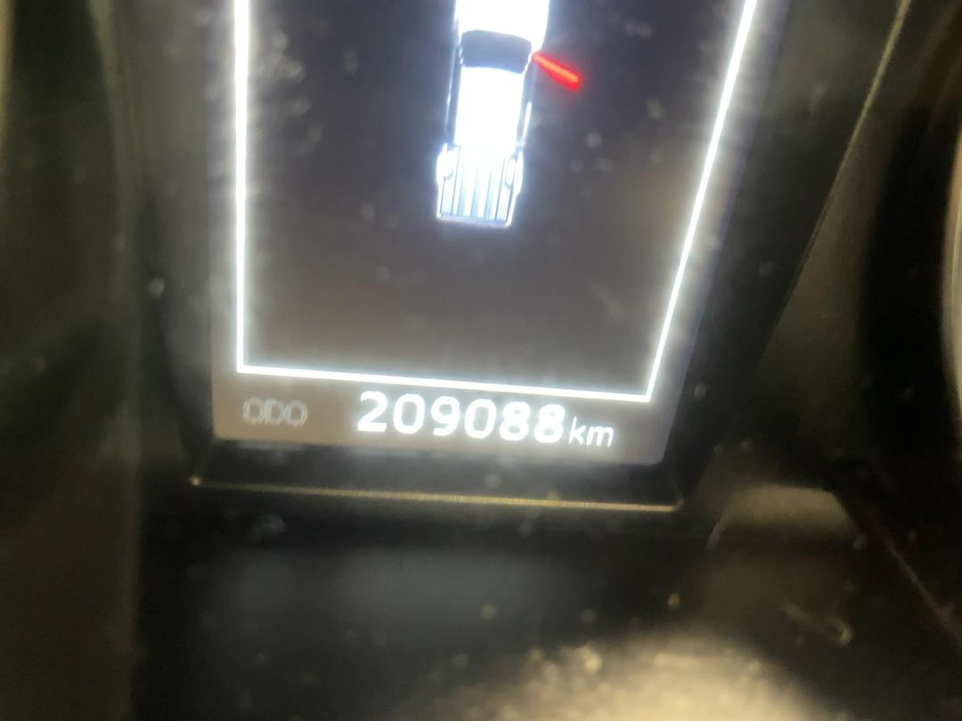 Photo '21' of Toyota Hilux