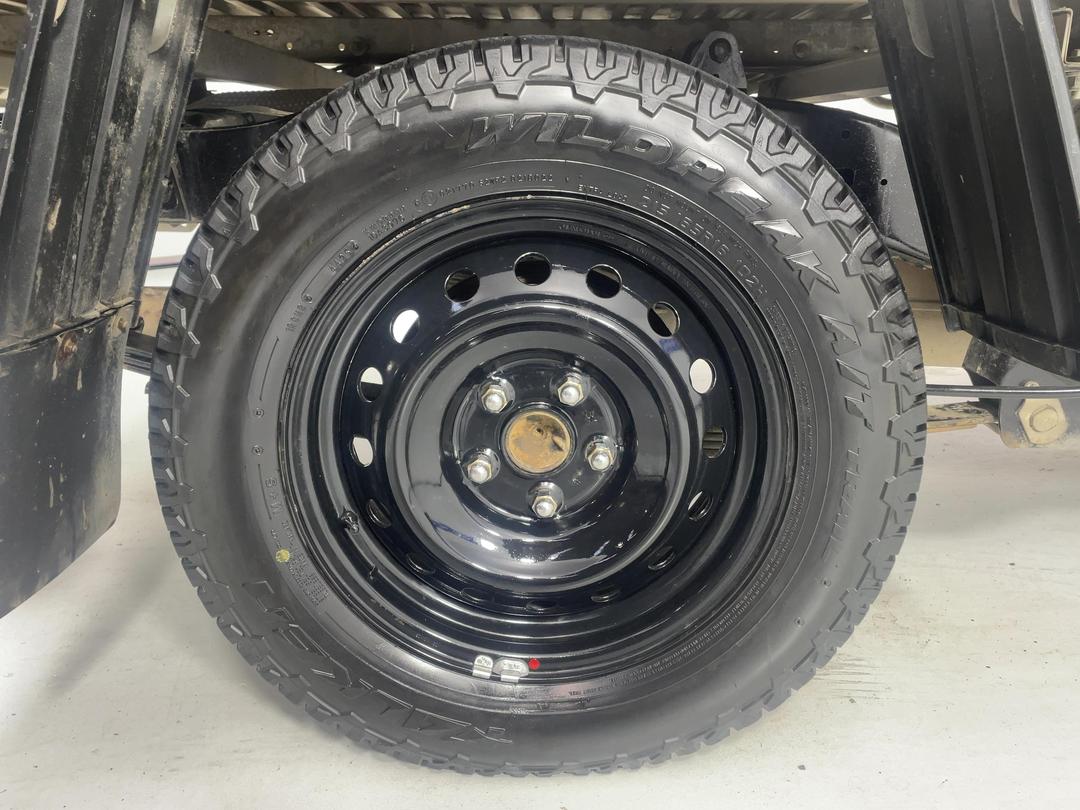 Photo '12' of Toyota Hilux