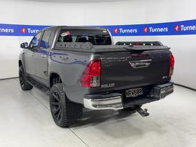 Photo '5' of Toyota Hilux
