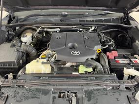 Photo '13' of Toyota Hilux