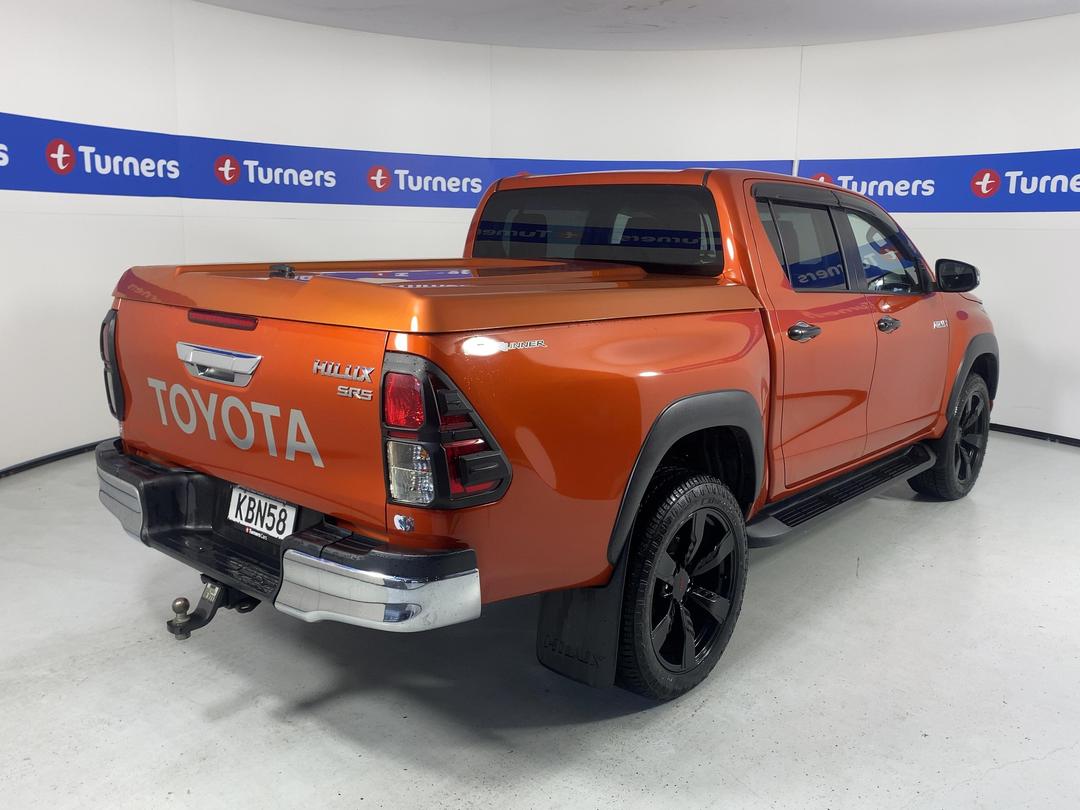 Photo '6' of Toyota Hilux SR5 TD DC Photo '6' of Toyota Hilux SR5 TD DC