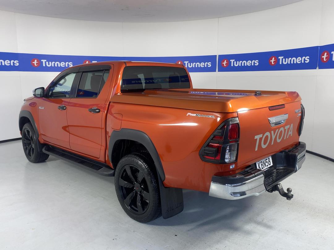 Photo '4' of Toyota Hilux SR5 TD DC Photo '4' of Toyota Hilux SR5 TD DC