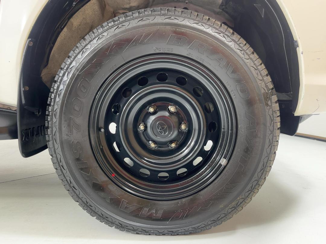 Photo '9' of Toyota Hilux