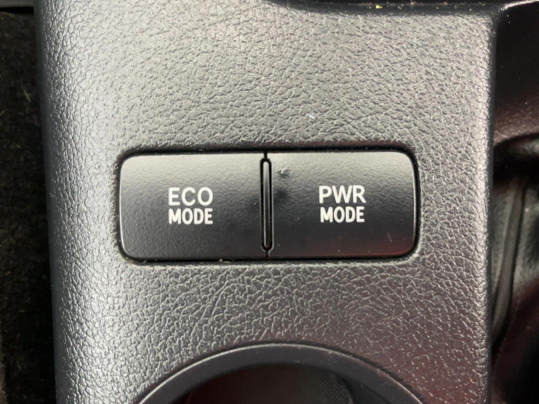 Photo '26' of Toyota Hilux