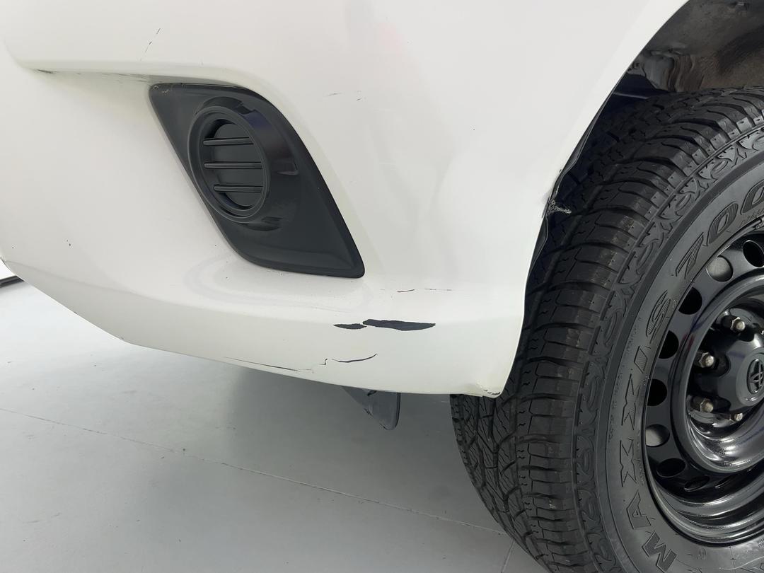 Photo '34' of Toyota Hilux