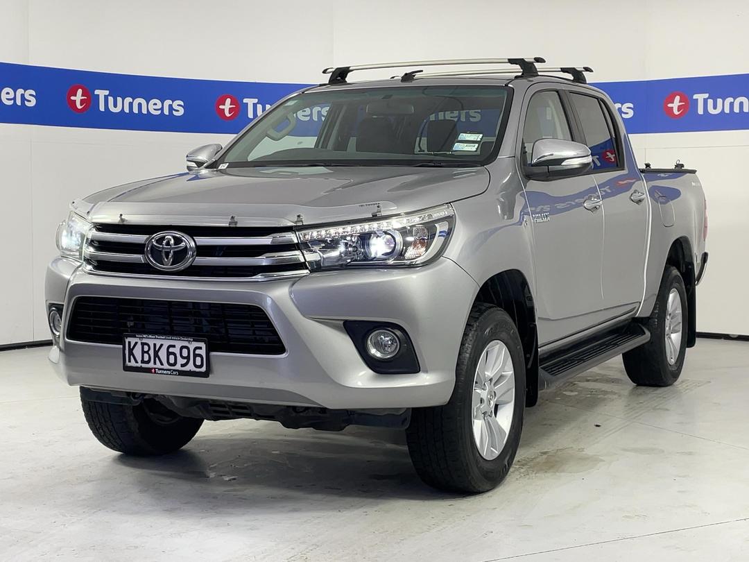 Photo '4' of Toyota Hilux