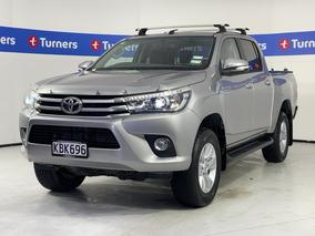 Photo '4' of Toyota Hilux