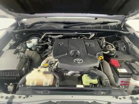 Photo '13' of Toyota Hilux