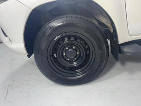 Photo '10' of Toyota Hilux