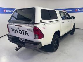 Photo '7' of Toyota Hilux