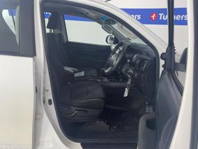 Photo '16' of Toyota Hilux