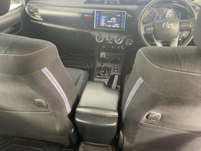 Photo '18' of Toyota Hilux
