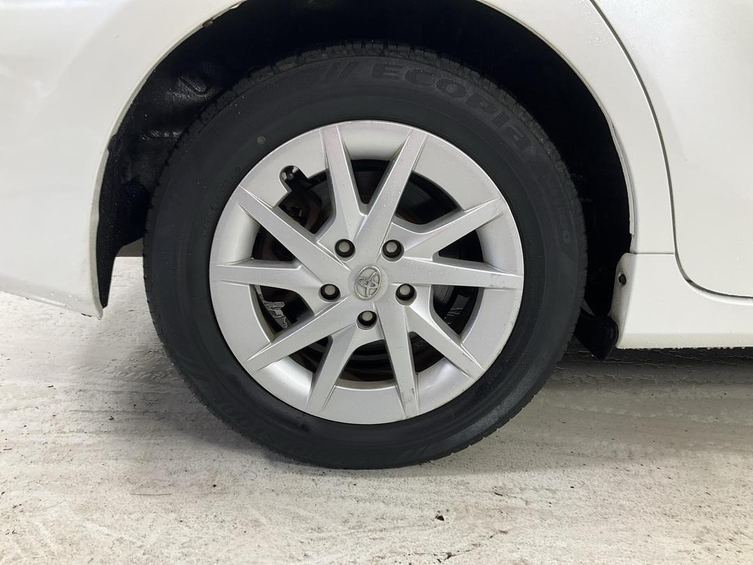 Photo '12' of Toyota Prius