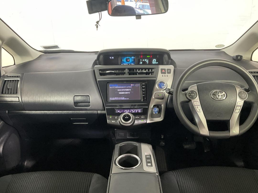 Photo '17' of Toyota Prius