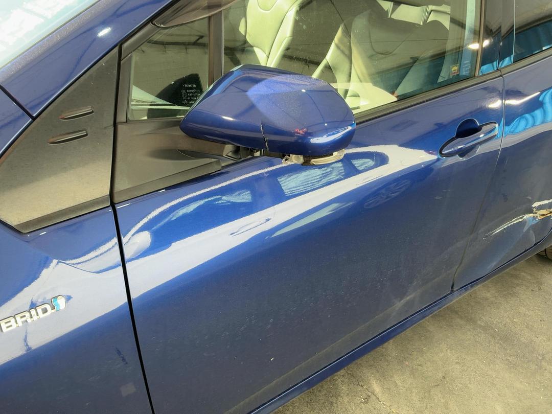 Photo '10' of Toyota Prius Photo '10' of Toyota Prius