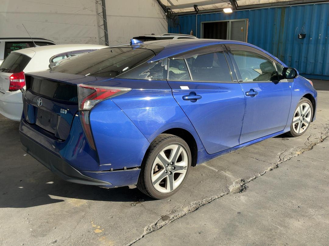 Photo '17' of Toyota Prius Photo '17' of Toyota Prius